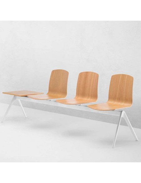 Bancada de 3 asientos + mesa de madera de Inclass modelo Ann